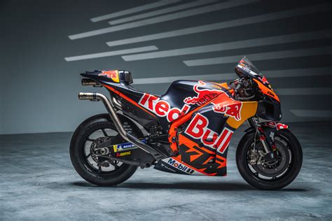 Prada red bull bike